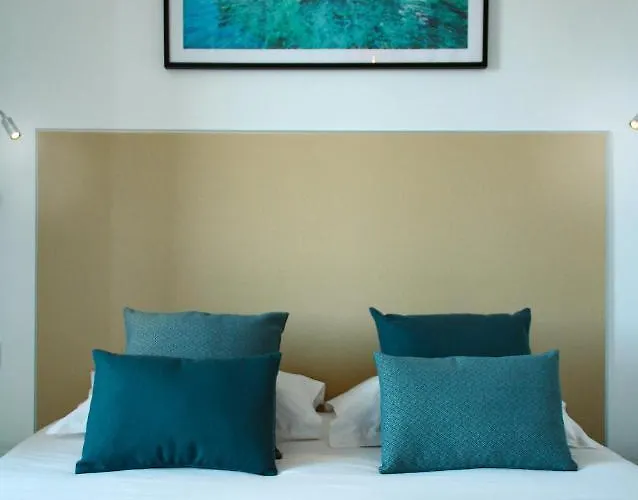 Hotell L'isolella 3*