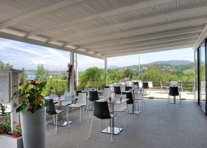 L'isolella Hotell